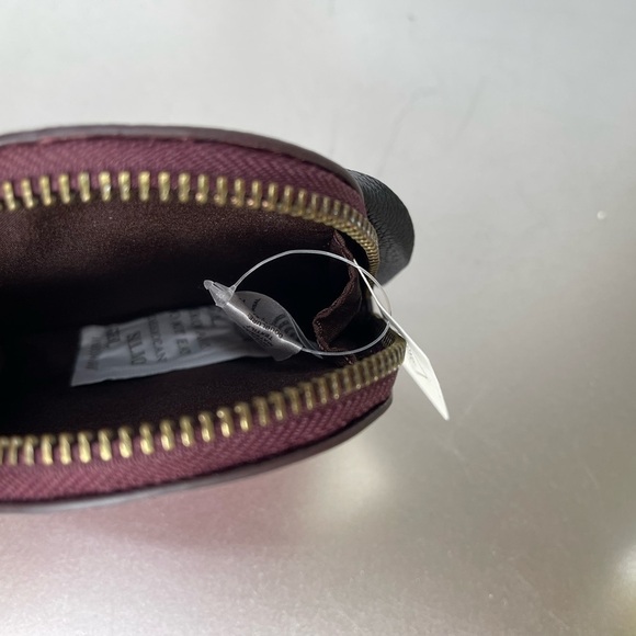 NEW! FOSSIL SOFIA Red Bunny Coin Purse Wallet Leather Zip - Picture 4 of 6